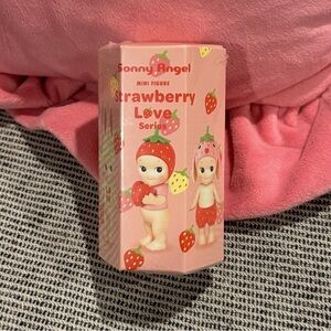 Strawberry Love Series Mini Figure